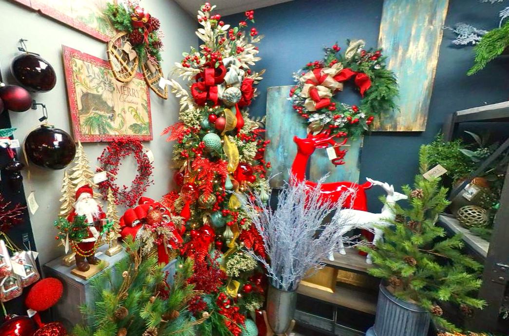 Holiday Displays Beck's Silk Plant